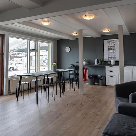 Isafjordur Hostel Buitenkant foto