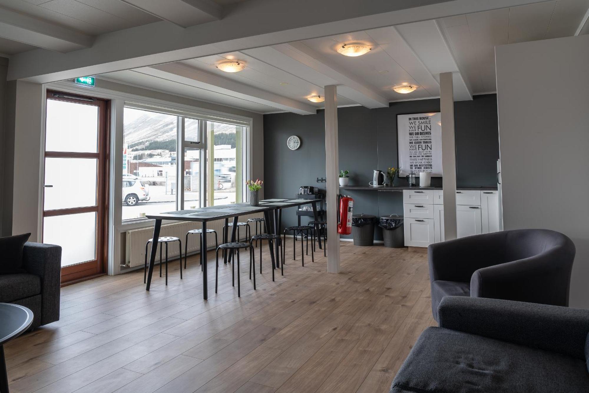 Isafjordur Hostel Buitenkant foto