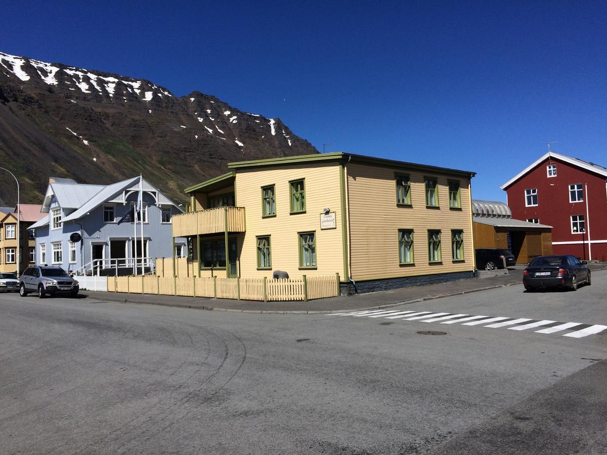 Isafjordur Hostel Buitenkant foto
