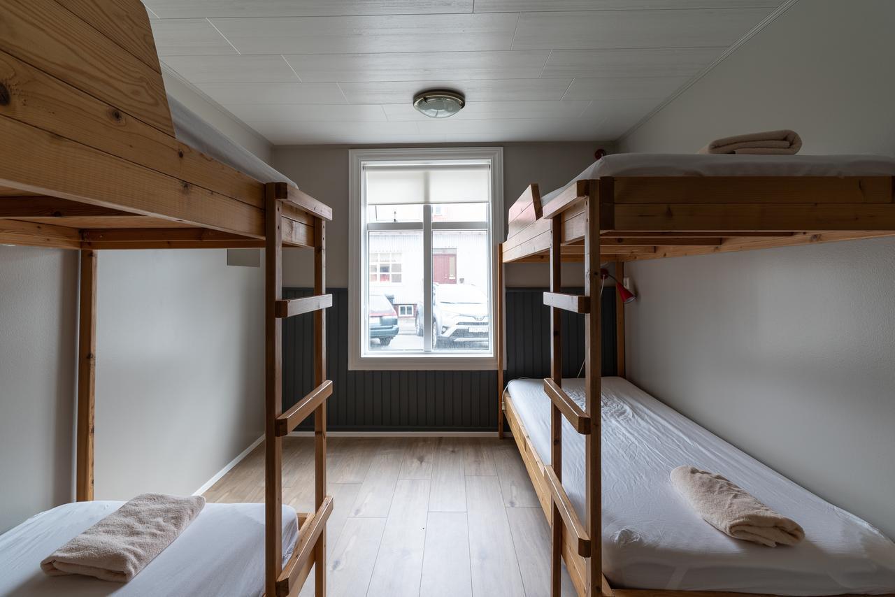 Isafjordur Hostel Buitenkant foto